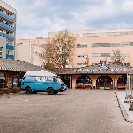 Skau 1 Old Town Family & Business Apartment Free Parking Bratislava Extérieur photo