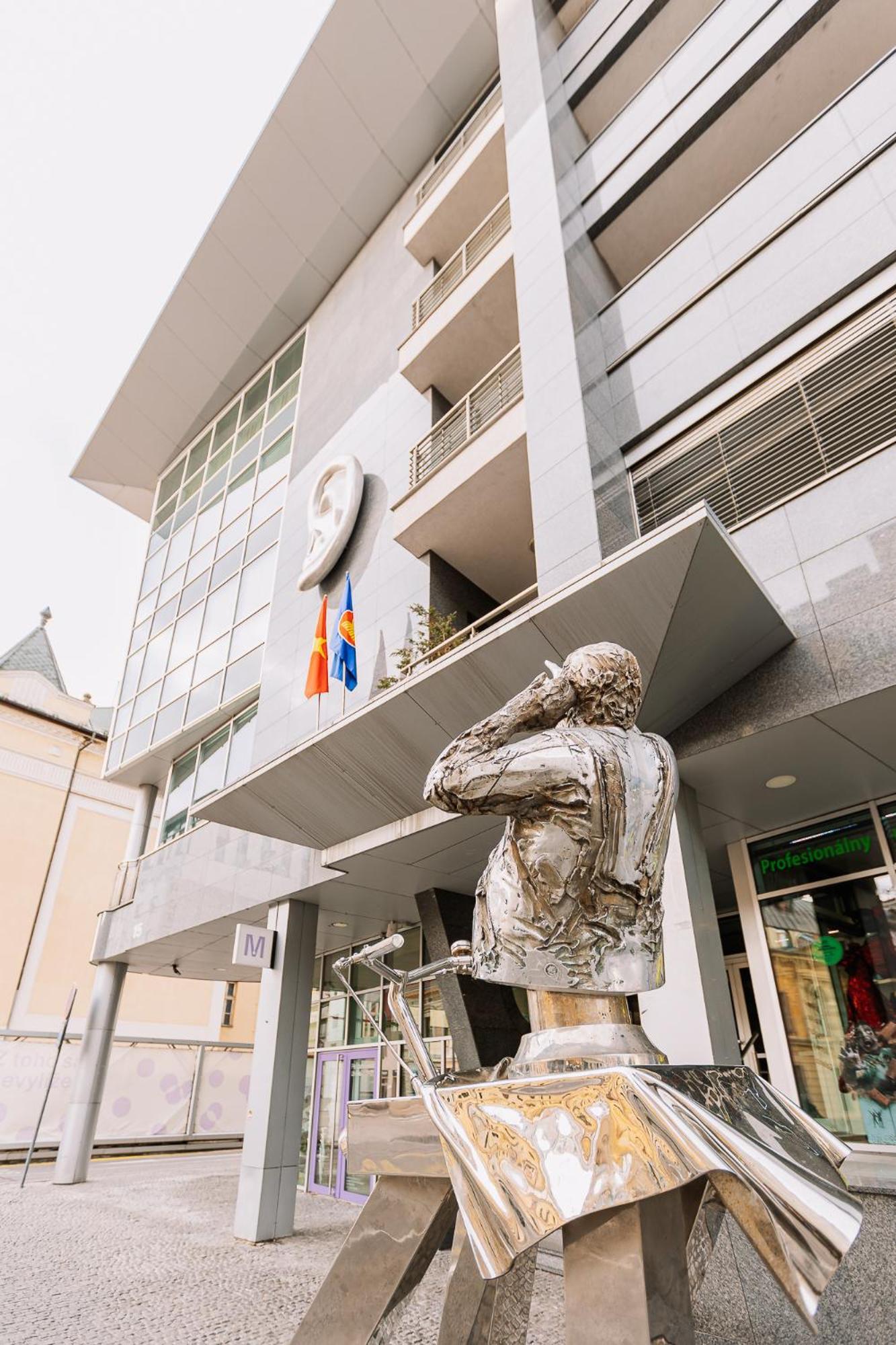 Skau 1 Old Town Family & Business Apartment Free Parking Bratislava Extérieur photo